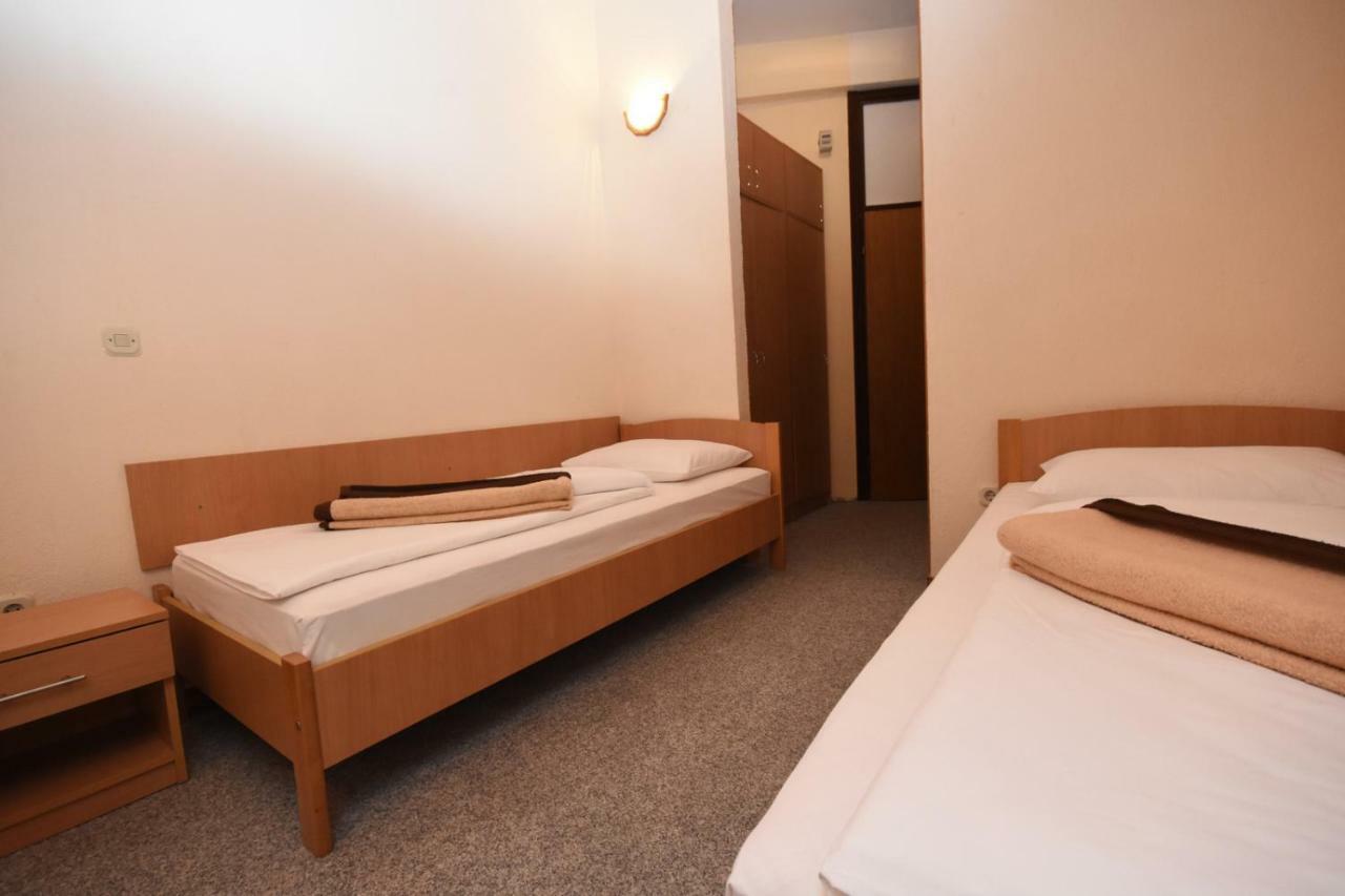 Hotel Mladost Tjentiste Ruang foto