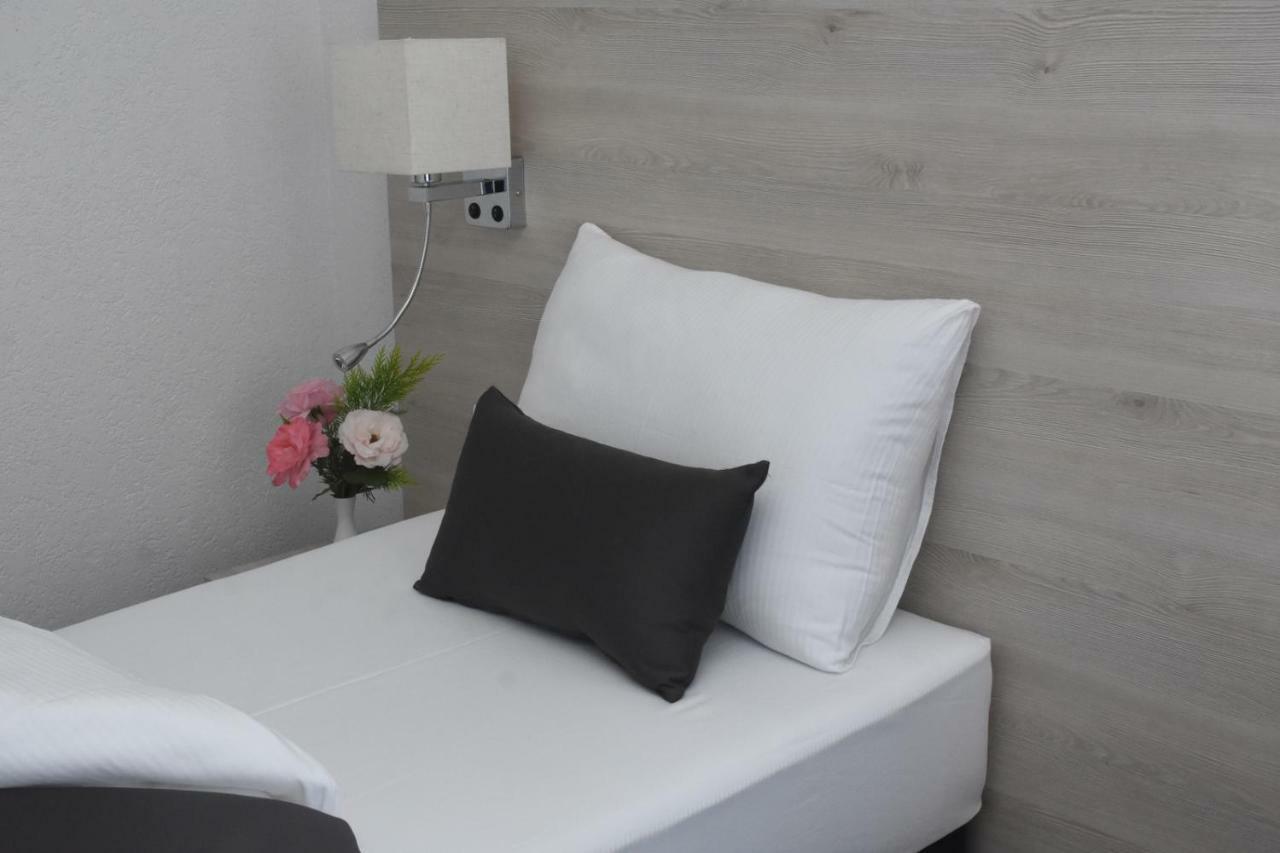 Hotel Mladost Tjentiste Bagian luar foto
